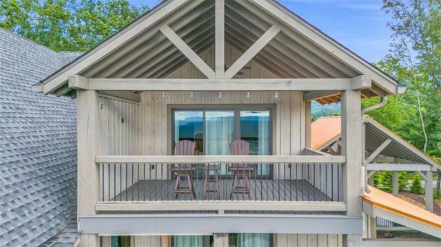 540 Overlook Drive, Blue Ridge, GA 30513