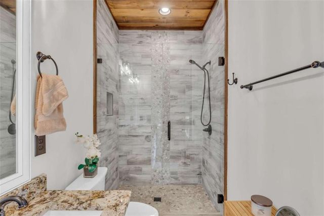 540 Overlook Drive, Blue Ridge, GA 30513