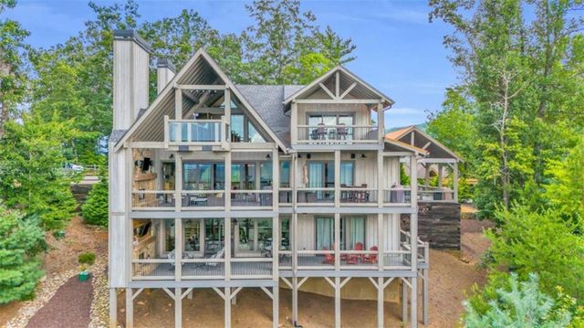 540 Overlook Drive, Blue Ridge, GA 30513