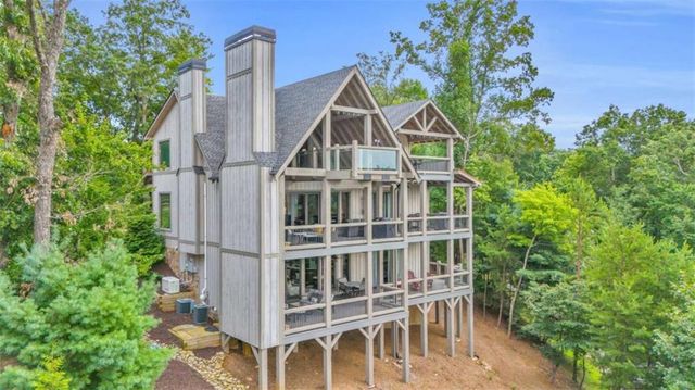 540 Overlook Drive, Blue Ridge, GA 30513