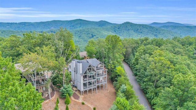 540 Overlook Drive, Blue Ridge, GA 30513