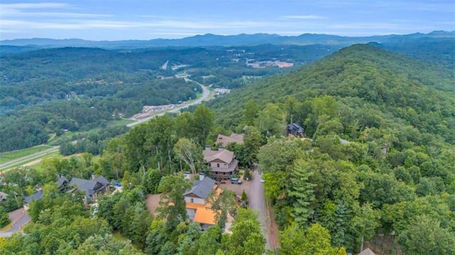 540 Overlook Drive, Blue Ridge, GA 30513