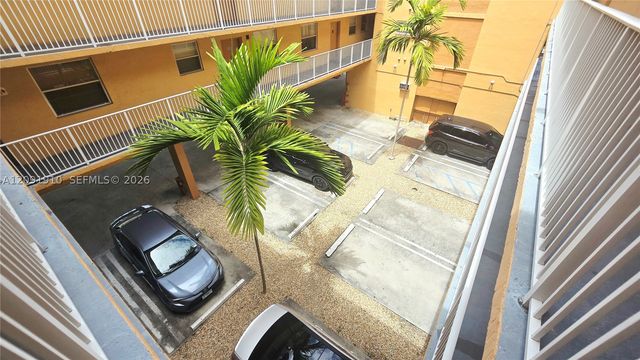 2441 SW 31st Ave 207, Miami, FL 33145
