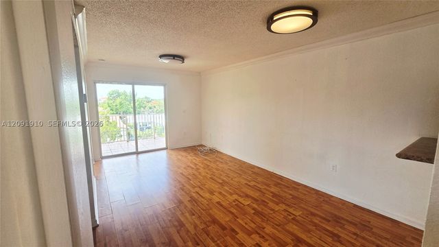 2441 SW 31st Ave 207, Miami, FL 33145