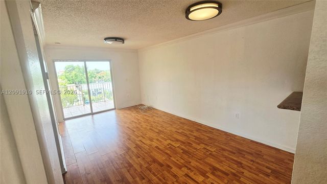 2441 SW 31st Ave 207, Miami, FL 33145