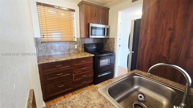 2441 SW 31st Ave 207, Miami, FL 33145