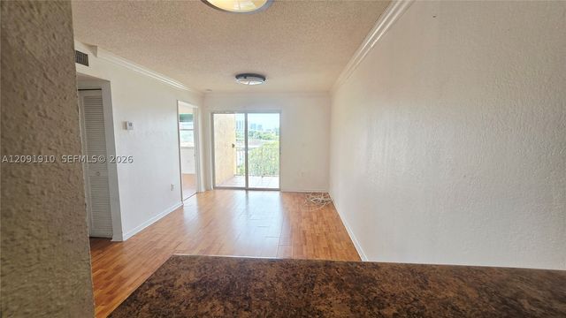 2441 SW 31st Ave 207, Miami, FL 33145
