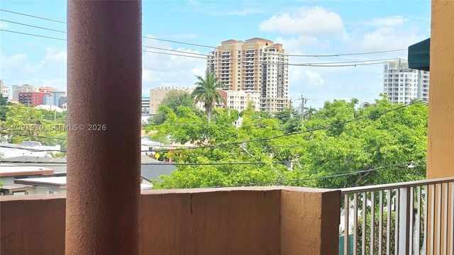 2441 SW 31st Ave 207, Miami, FL 33145