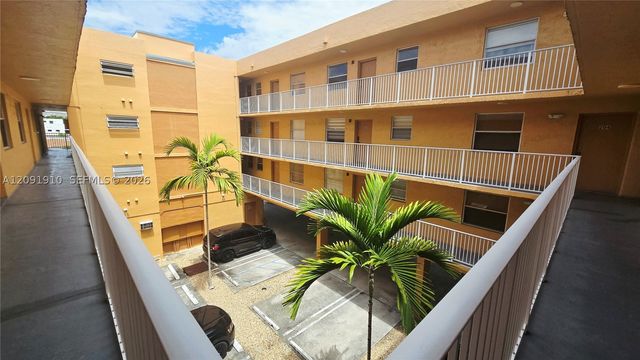 2441 SW 31st Ave 207, Miami, FL 33145