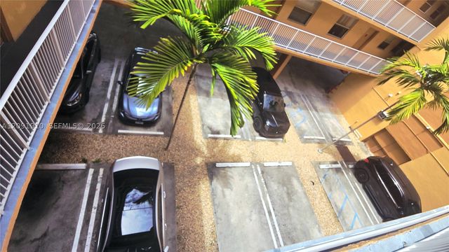 2441 SW 31st Ave 207, Miami, FL 33145
