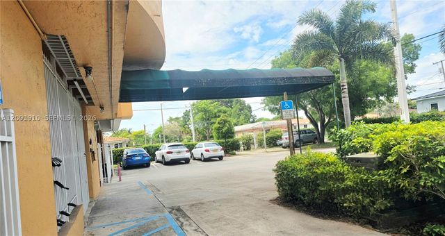 2441 SW 31st Ave 207, Miami, FL 33145