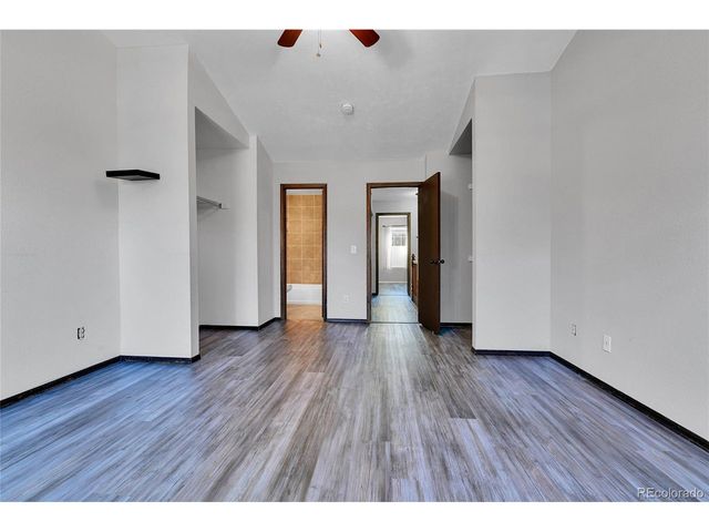 1323 S Idalia St, Aurora, CO 80017