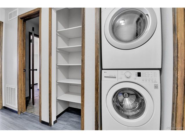 1323 S Idalia St, Aurora, CO 80017