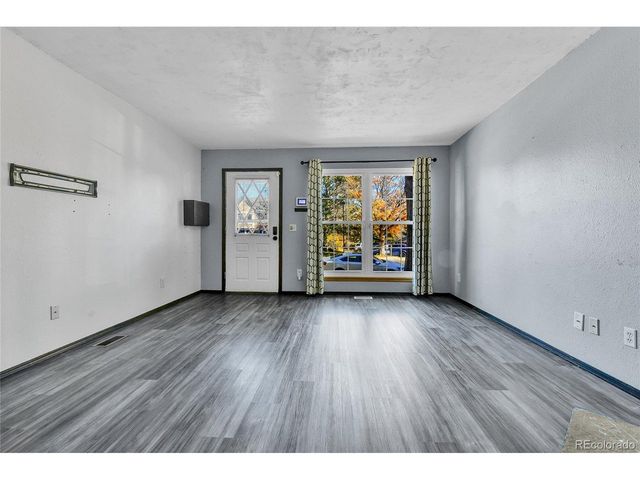 1323 S Idalia St, Aurora, CO 80017