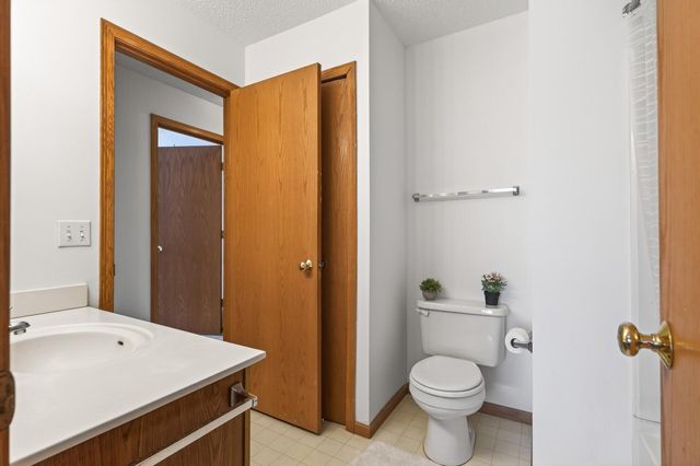 15749 Fjord Avenue 141, Apple Valley, MN 55124