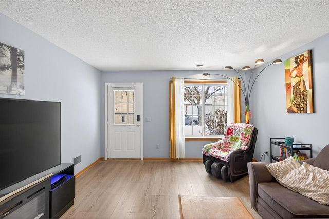 15749 Fjord Avenue 141, Apple Valley, MN 55124