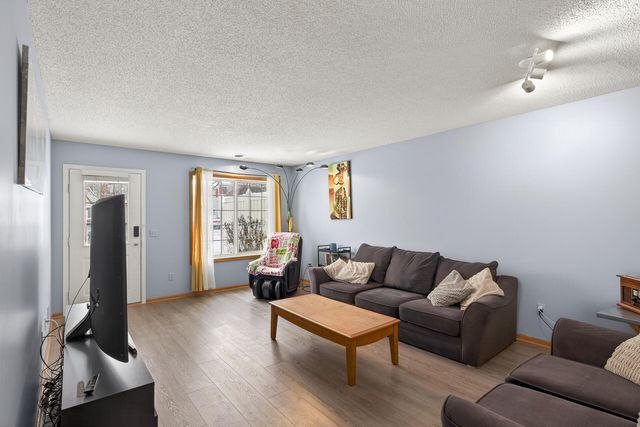 15749 Fjord Avenue 141, Apple Valley, MN 55124