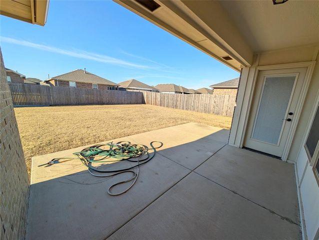 18637 Como Drive, Edmond, OK 73012