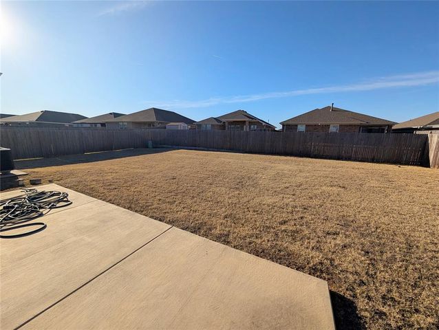 18637 Como Drive, Edmond, OK 73012