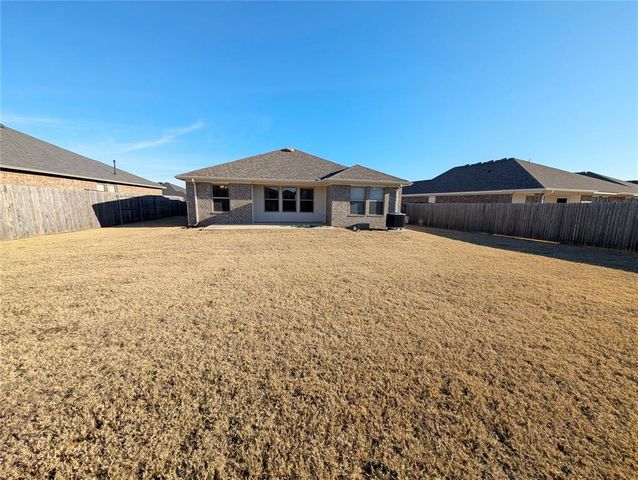 18637 Como Drive, Edmond, OK 73012