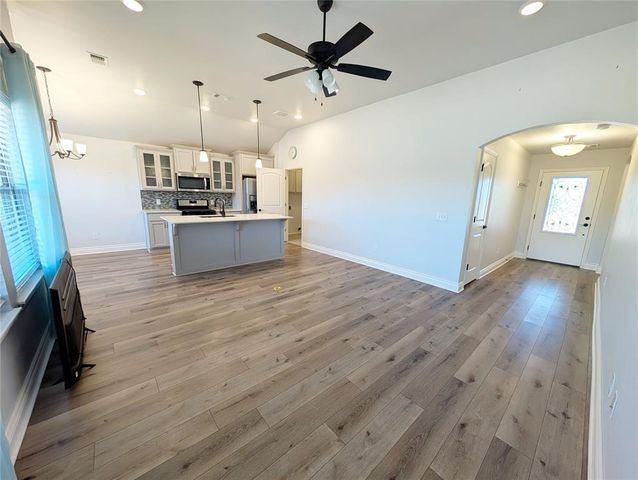 18637 Como Drive, Edmond, OK 73012