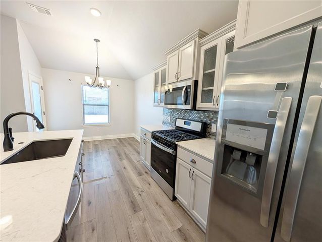 18637 Como Drive, Edmond, OK 73012