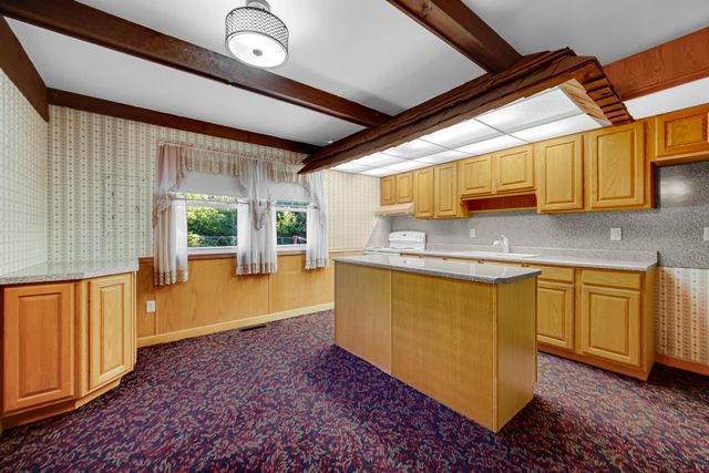 445 Plymouth Road, Valparaiso, IN 46385
