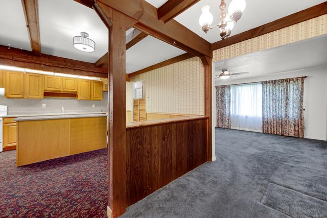445 Plymouth Road, Valparaiso, IN 46385