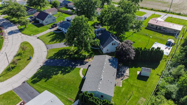 445 Plymouth Road, Valparaiso, IN 46385