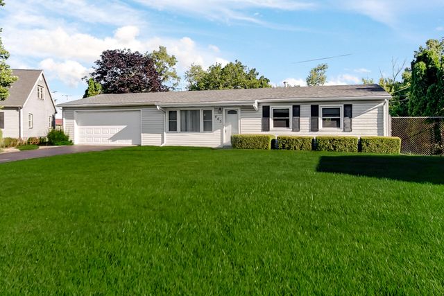 445 Plymouth Road, Valparaiso, IN 46385