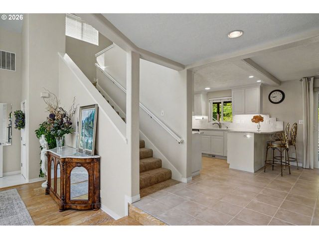 1354 LEA ANN Ct, Salem, OR 97304