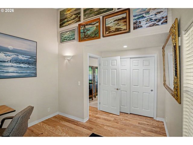 1354 LEA ANN Ct, Salem, OR 97304