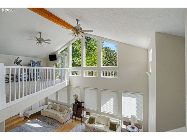 1354 LEA ANN Ct, Salem, OR 97304
