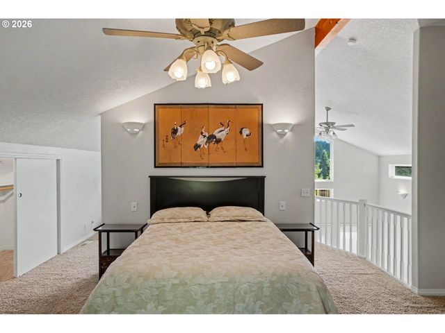 1354 LEA ANN Ct, Salem, OR 97304