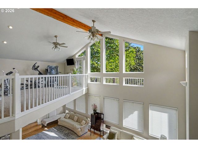 1354 LEA ANN Ct, Salem, OR 97304