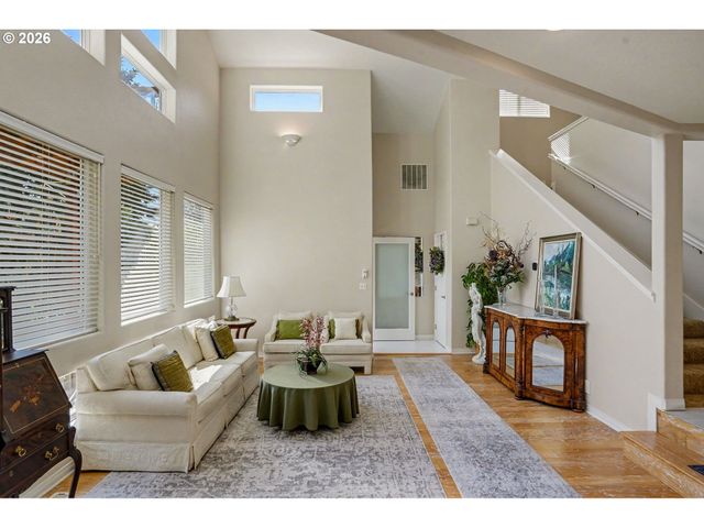 1354 LEA ANN Ct, Salem, OR 97304