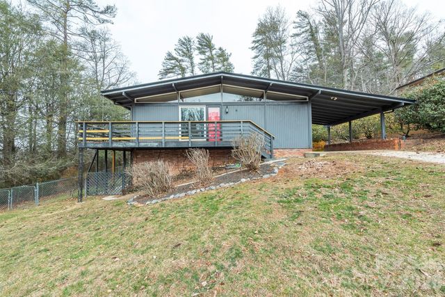 4 Stockwood Road, Asheville, NC 28803