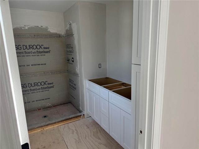 443 Seven Mile Road, Cranston, RI 02831