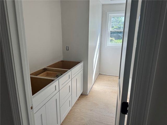 443 Seven Mile Road, Cranston, RI 02831