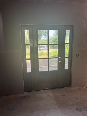 443 Seven Mile Road, Cranston, RI 02831