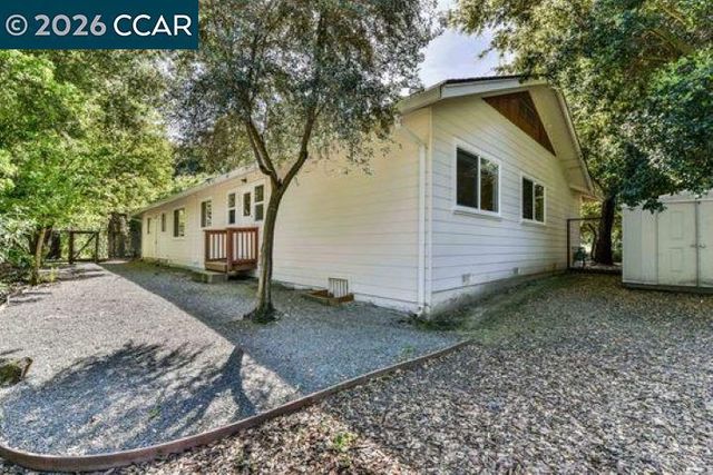 2648 Reliez Valley Rd, Martinez, CA 94553