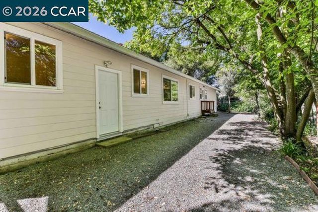 2648 Reliez Valley Rd, Martinez, CA 94553