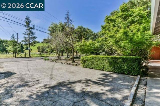 2648 Reliez Valley Rd, Martinez, CA 94553