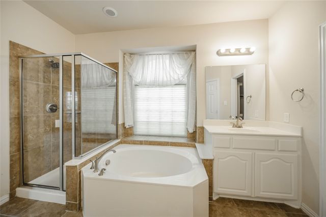 1442 Wellesley Drive, Lewisville, TX 75067