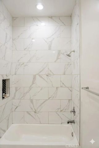 514 W 105th, Los Angeles, CA 90044