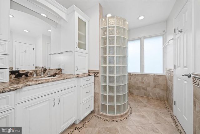 707 PINE RIDGE LN, Hockessin, DE 19707