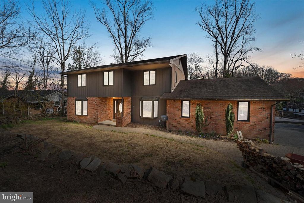 707 PINE RIDGE LN, Hockessin, DE 19707