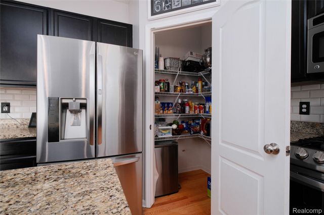 13863 Sherborn Court, Southgate, MI 48195