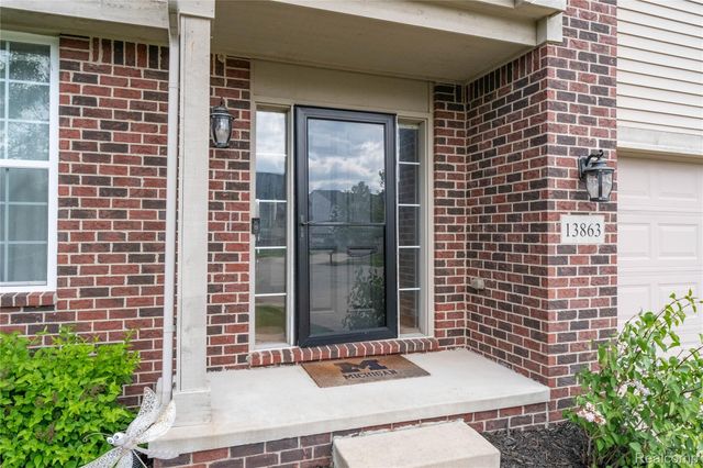 13863 Sherborn Court, Southgate, MI 48195