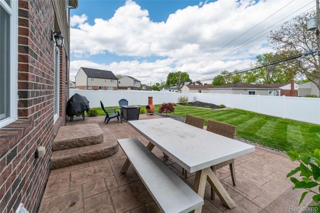 13863 Sherborn Court, Southgate, MI 48195